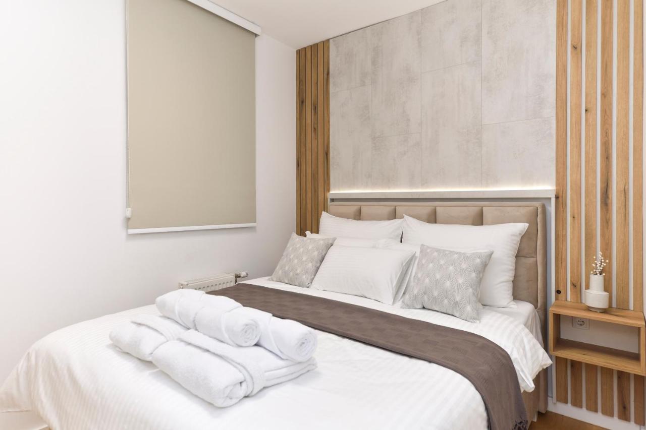 Divine & Delight Apartments ノヴィ・サド エクステリア 写真